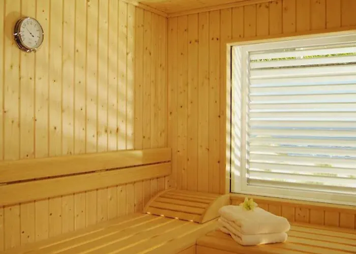 Отель Hotel Spiekeroog Шпикерог