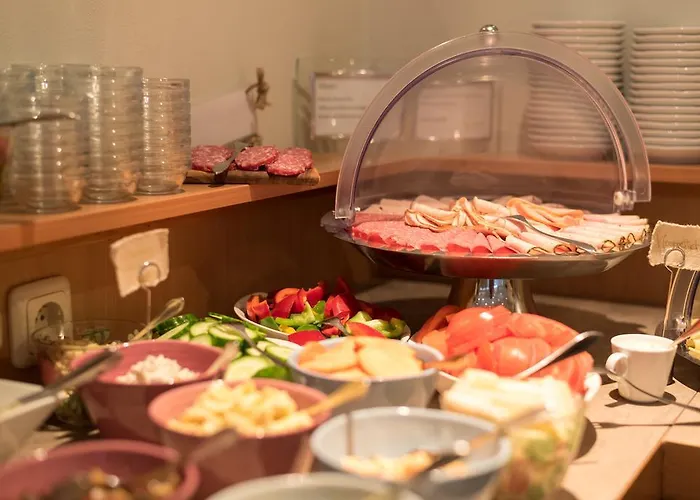 Отель Hotel Spiekeroog 3*